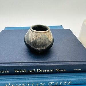 Handcrafted Black Clay Etched Geometric Seed Pot Miniature Pottery Vase
